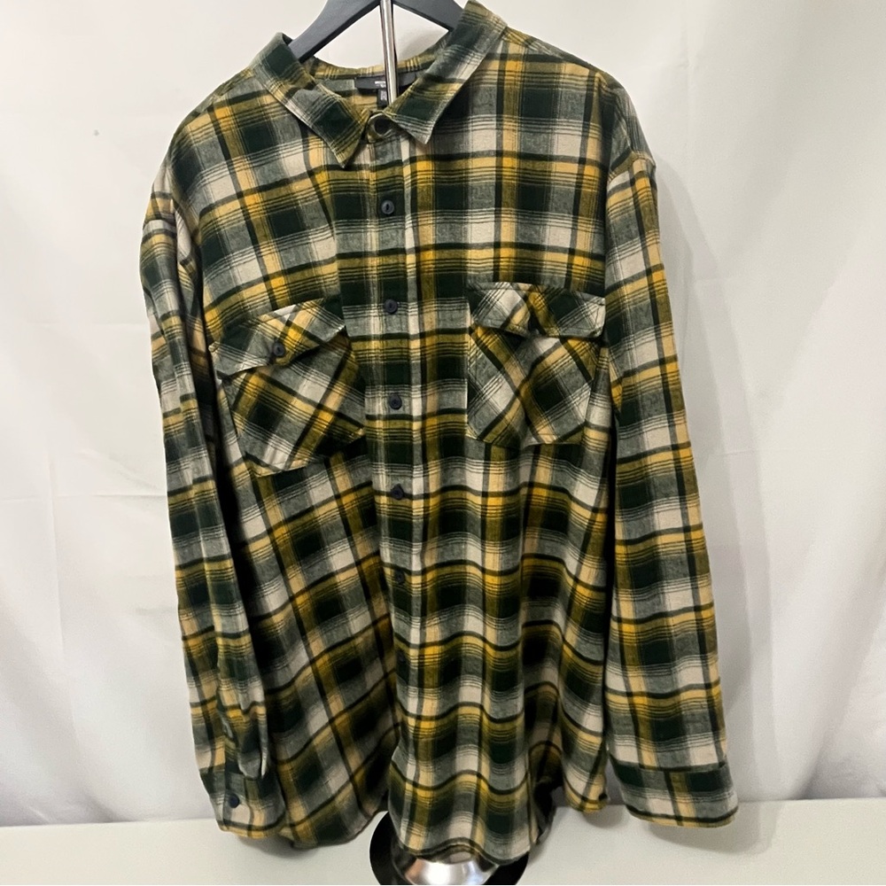 Mountain Ridge Men’s Plaid Flannel Soft Button Down Long  Sleeved Shirt